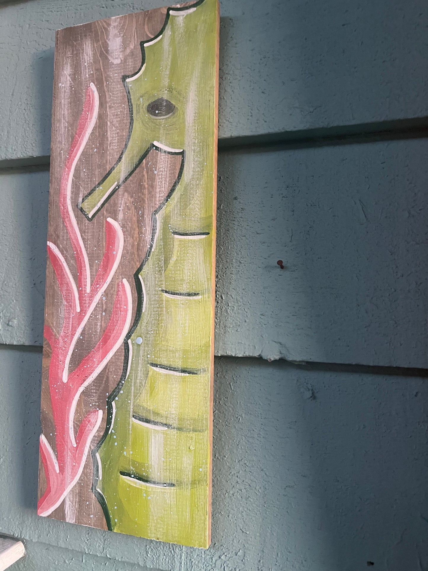 Painted Plank - Green Sea Horse