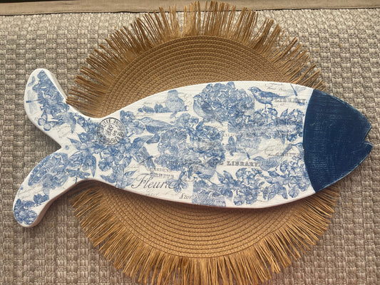 Blue and White Fish - Large